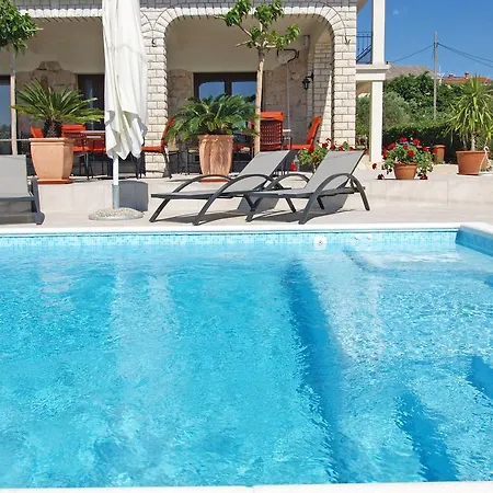 Papalina 4* Rab Town