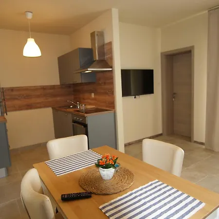 Gasthuis Papalina 4*